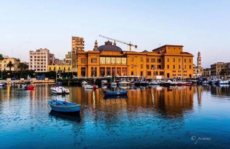 Casa Di Flo Apartment Bari Luaran gambar