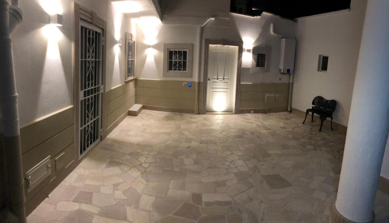 Casa Di Flo Apartment Bari Luaran gambar