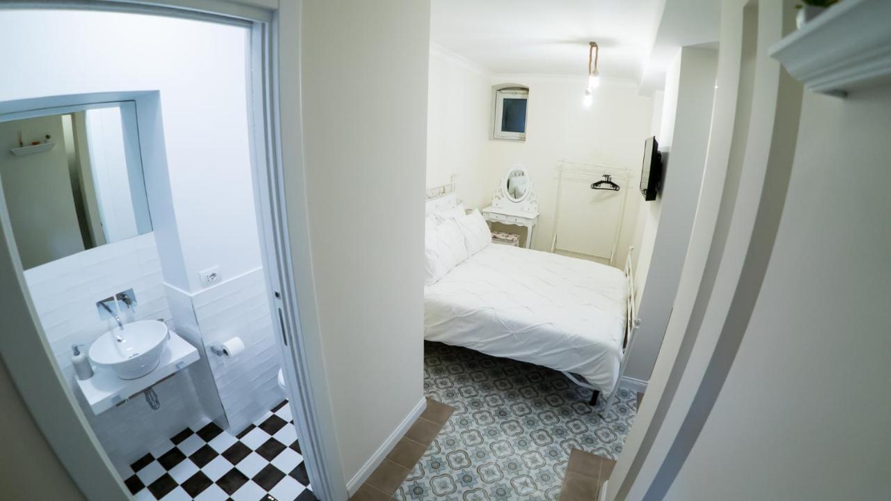 Casa Di Flo Apartment Bari Luaran gambar